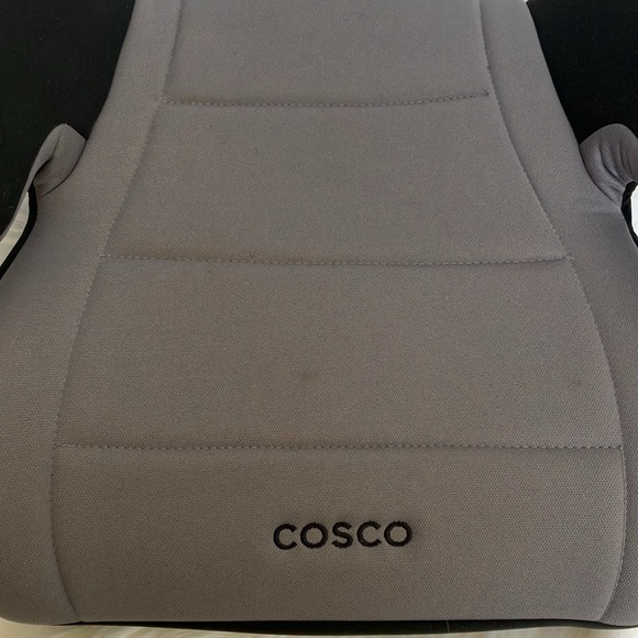 Cosco Gray and Black Booster Seat - Picture 4 of 7